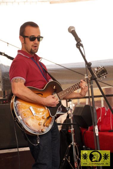 The Void Union feat. Jr. Thomas (USA) 10. Riverside Stomp - Reduit, Mainz-Kastel 31. Mai 2014 (9).JPG